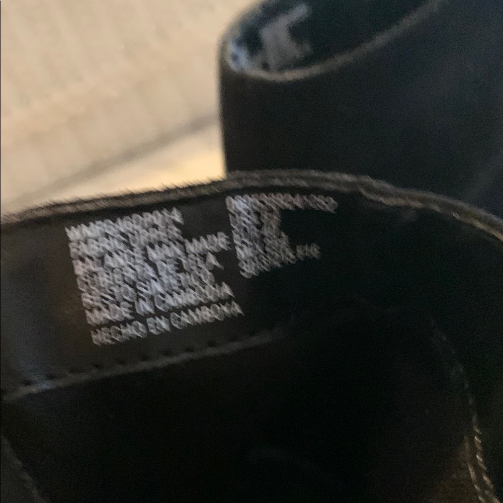 Women's Black Ankle Boots - Picture 4 of 5